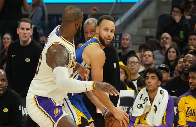 开云-浓眉哥连续二十场比赛得分超过重要助攻，热火不断突破！