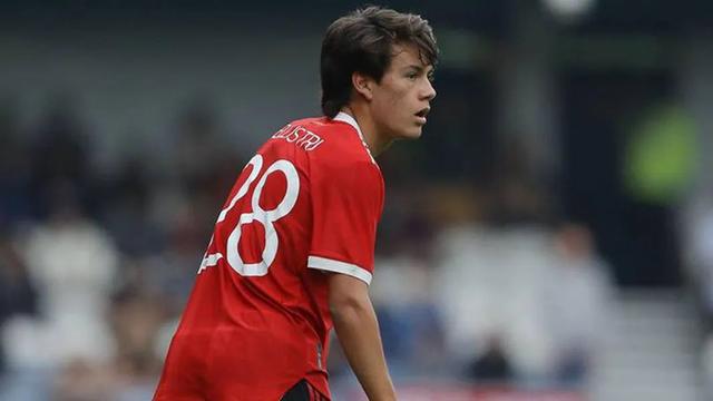 开云体育- 科维托娃新星锐不可当表现突出，勇士前途光明！比赛高潮迭起